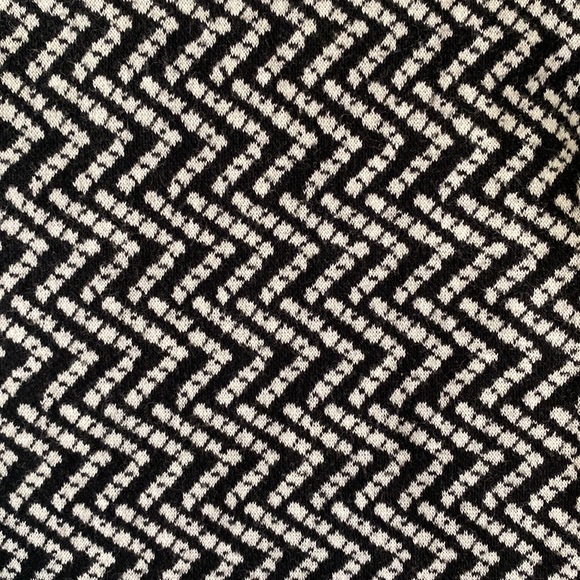 Forever 21 black and white dress - Picture 6 of 6